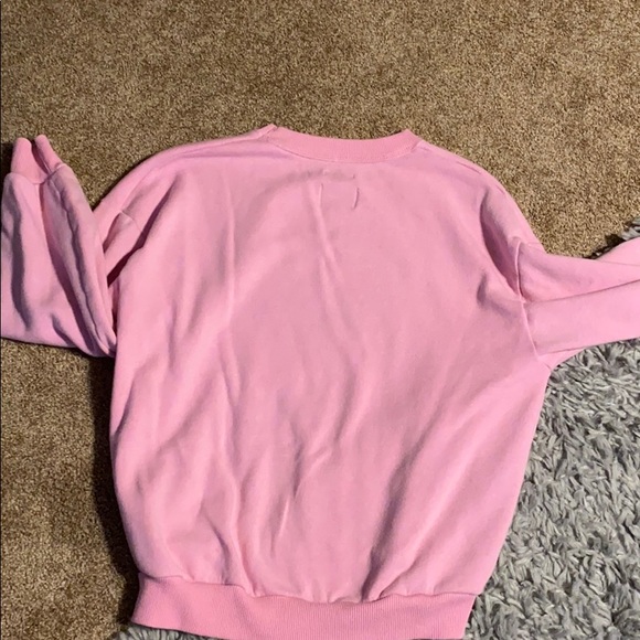 Victoria Secret got pink sweatshirt ! - Picture 4 of 4